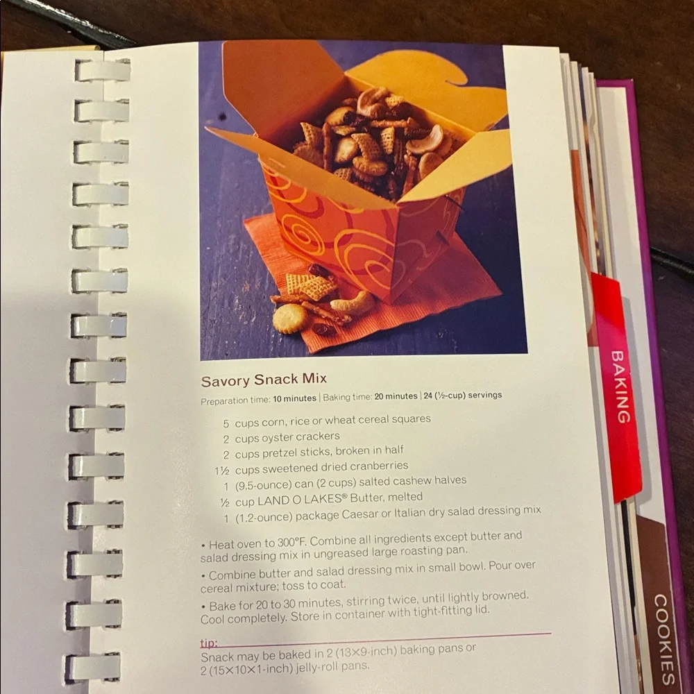Land O’ Lakes Original Logo Recipe Collection - Appetizers, Baking, Cookies